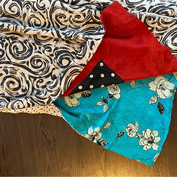 Kantha Bae Synergy Side Slit fully reversible pants - Picture 3 of 6